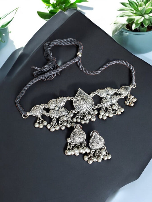 Sukhmani Necklace Set