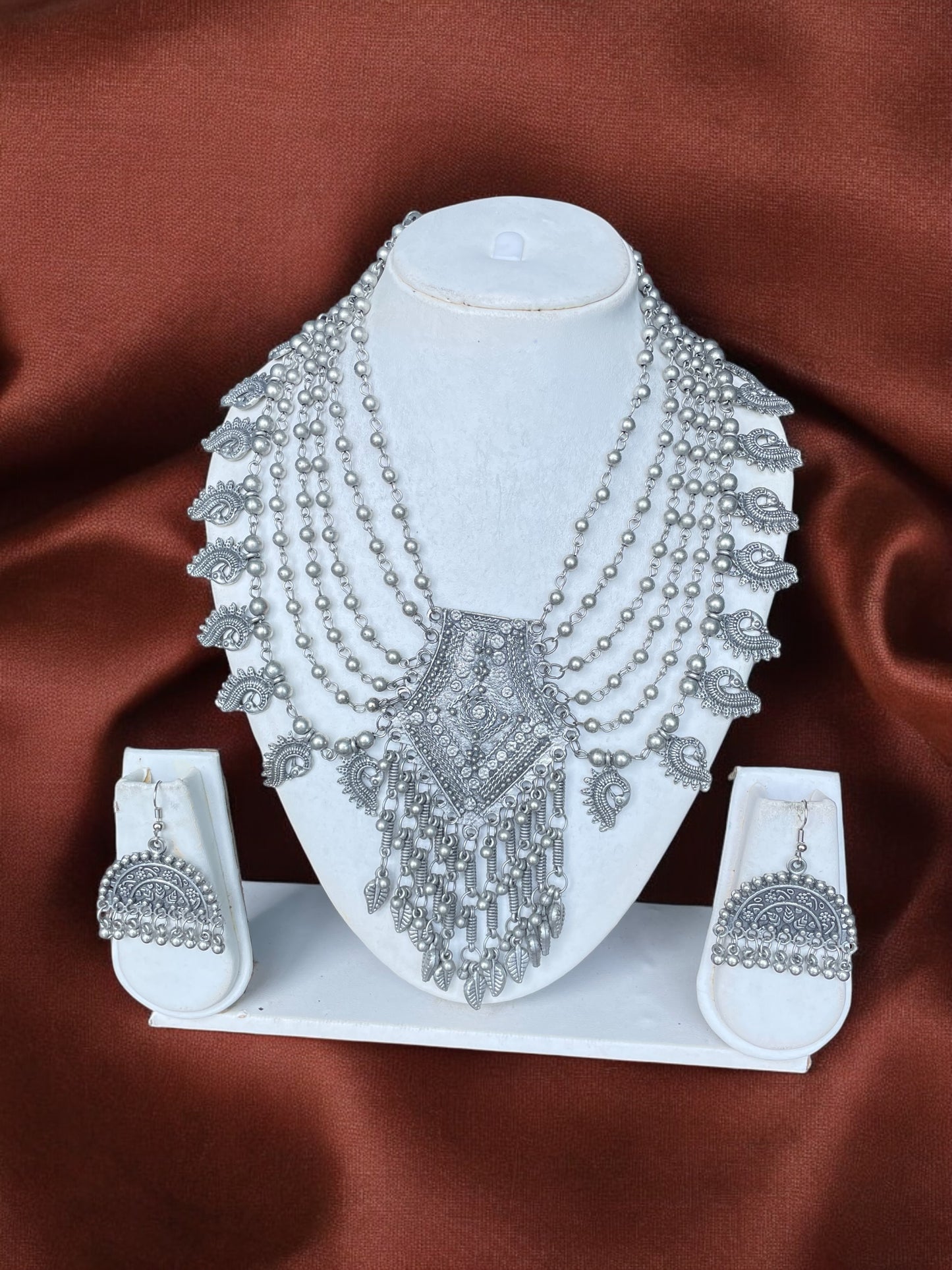 Shivangi Necklace Set