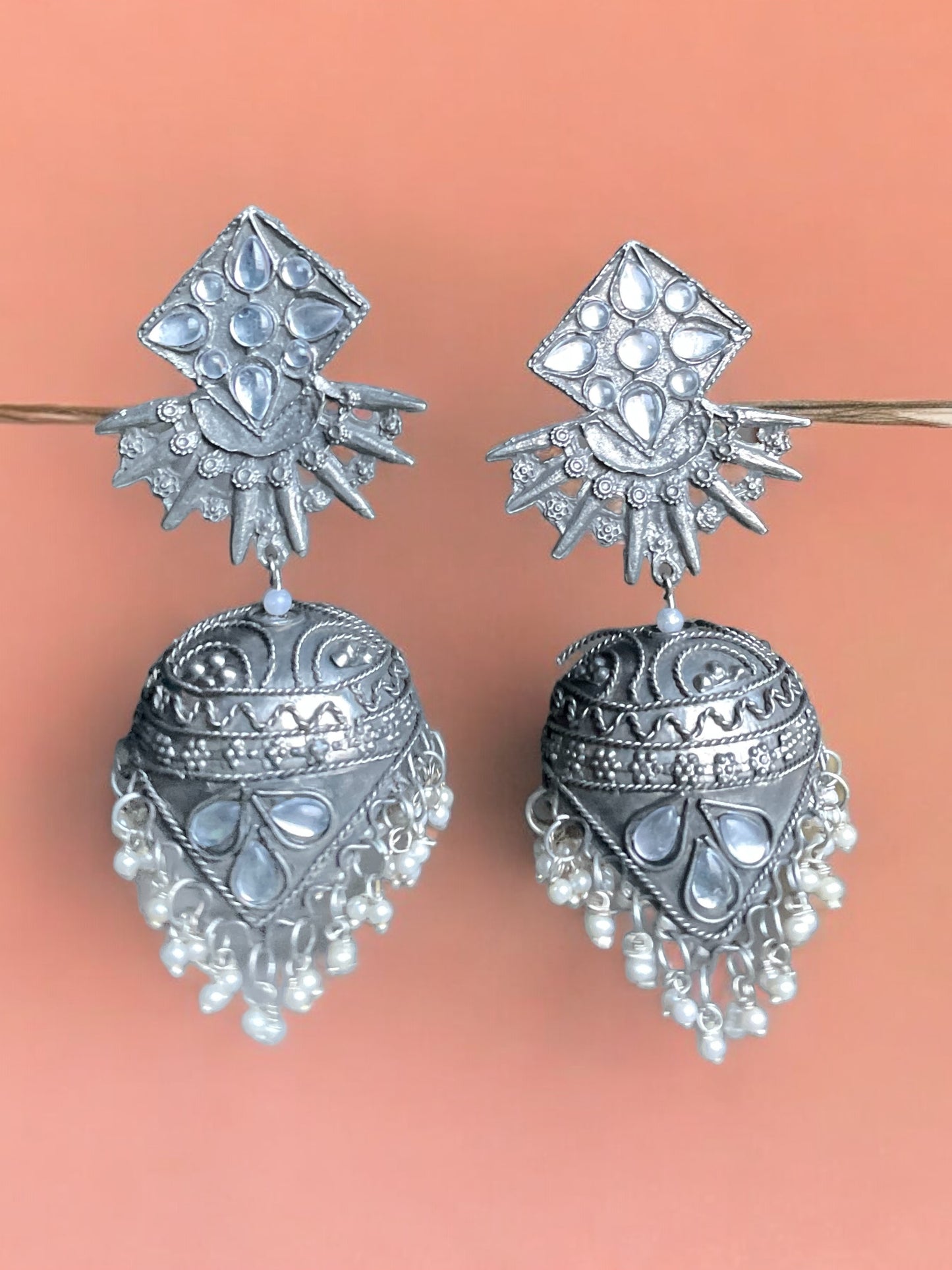 Kiran Jhumka