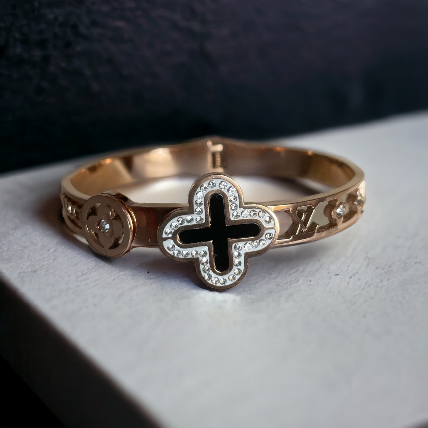 Cross Antitarnish bracelet